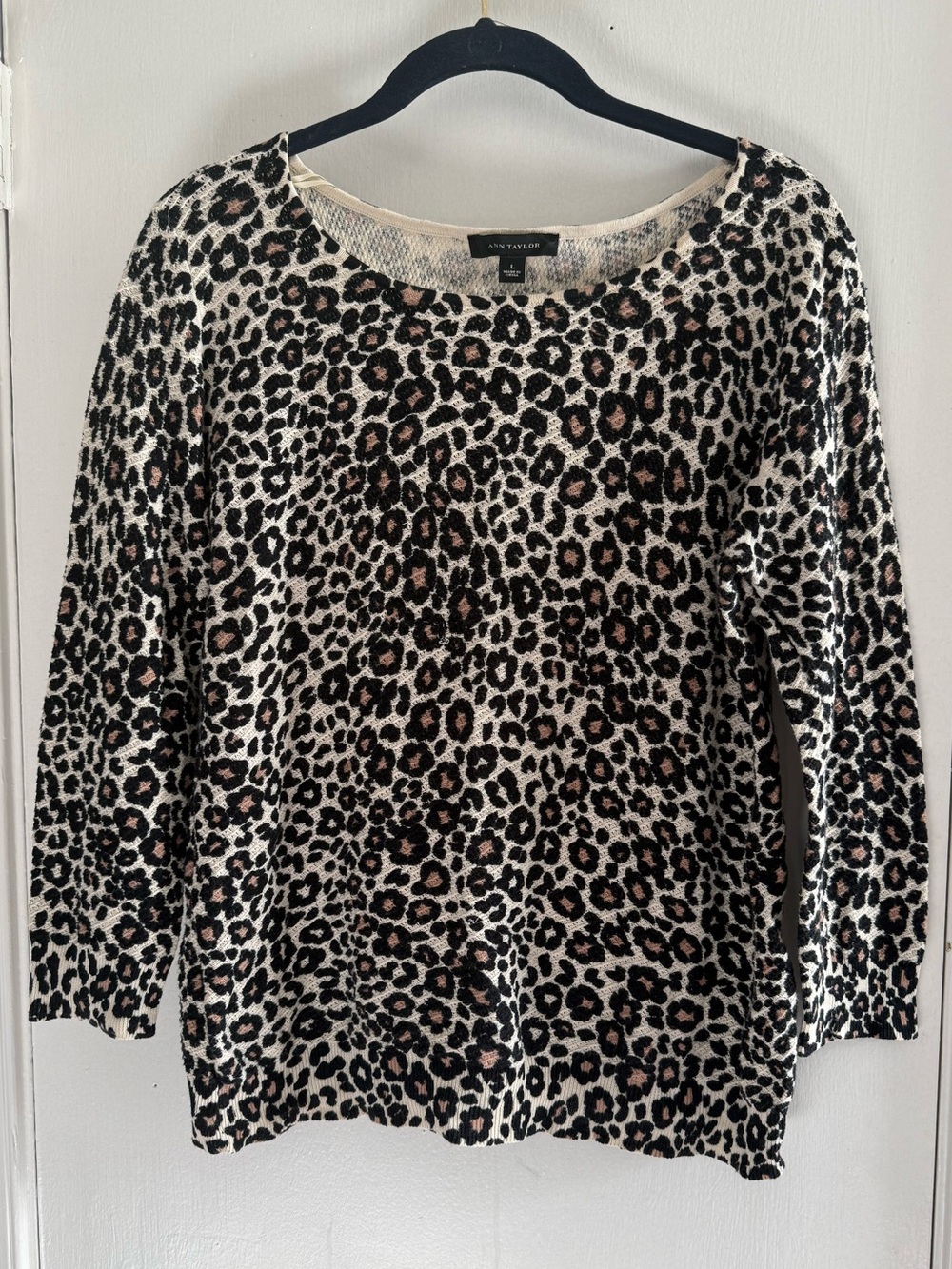 Ann Taylor Cream and Black Leopard Print 100% Cotton Sweater Size L